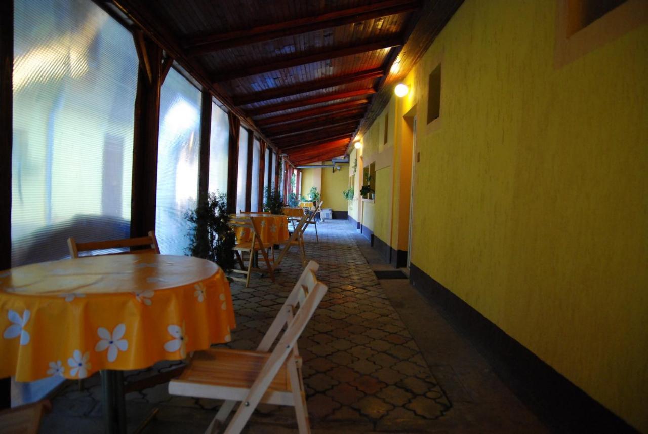 Vila Verona Sobe Palic Exterior photo